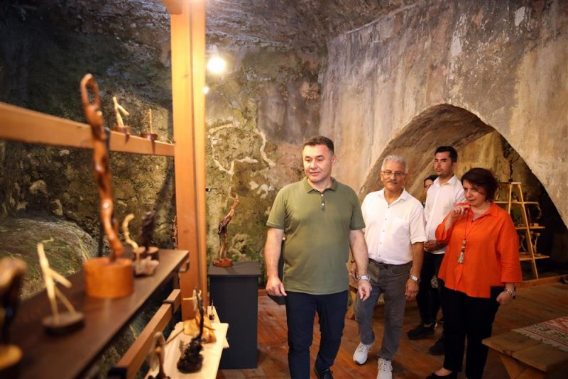 Alanya caz fotoğrafları sergisi kapılarını açtı