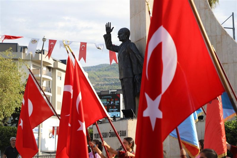 Başkan yücel’den eğitime 1 milyar tl’nin üzerine dev destek