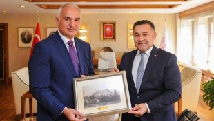 Başkan yücel’den kültür ve turizm bakanı mehmet nuri ersoy ile mhp genel başkan yardımcısı sadir durmaz’a ziyaret