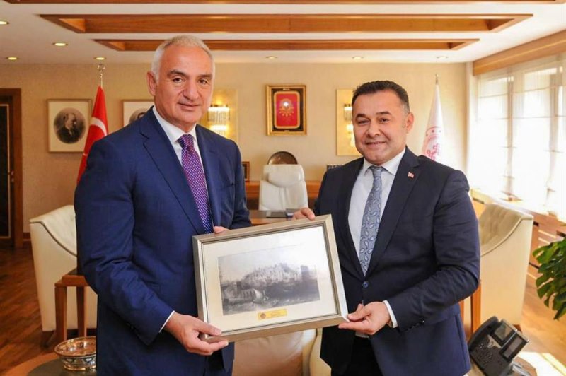Başkan yücel’den kültür ve turizm bakanı mehmet nuri ersoy ile mhp genel başkan yardımcısı sadir durmaz’a ziyaret