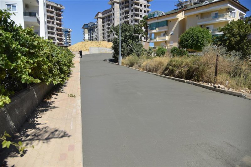 Beton yol çalışması avsallar mahallesi’nde devam ediyor