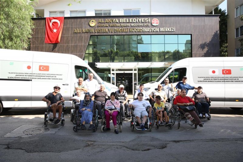 Japonya ile yapılan hibe programı ile alanya belediyesi’ne 2 engelli aracı kazandırıldı başkan yücel: hibe yolu ile belediyemiz kazandırdığımız araçlar engelli vatandaşlarımıza hayırlı olsun