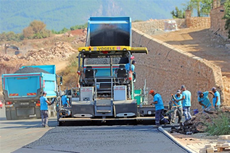 Kestel 30 metreli yolda asfalt çalışması başlatıldı