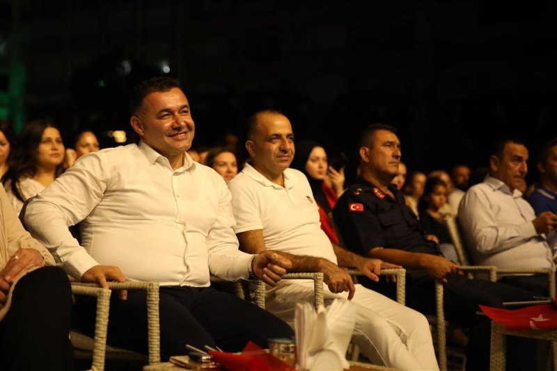 Mahmutlar’da hakan altun rüzgarı esti - başkan yücel: hep birlikte güzel günlere birlikte yürüyeceğiz