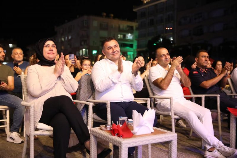 Mahmutlar’da hakan altun rüzgarı esti - başkan yücel: hep birlikte güzel günlere birlikte yürüyeceğiz