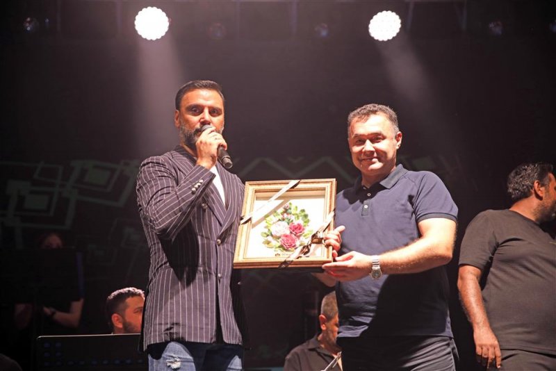 Oba tosunlar caddesi asfaltlandı