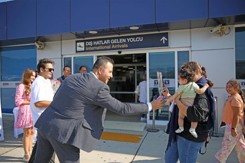 Taban airlines havayolları alanya’ya ilk uçuşunu gerçekleştirdi 101 yolcu gazipaşa-alanya havalimanı’na indi