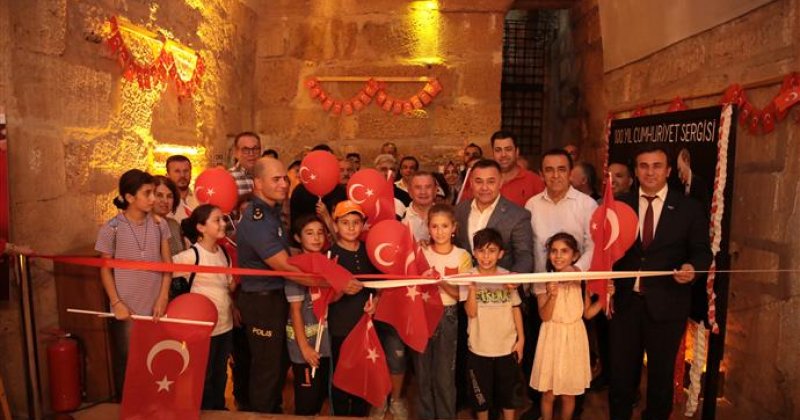 ‘100. yıl cumhuriyet sergisi’ açıldı üç farklı tema işlendi