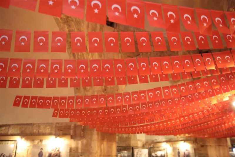 ‘100. yıl cumhuriyet sergisi’ açıldı üç farklı tema işlendi