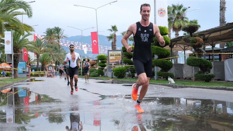 32. alanya triatlonu gerçekleştirildi - başkan yücel: triatlon demek alanya demek