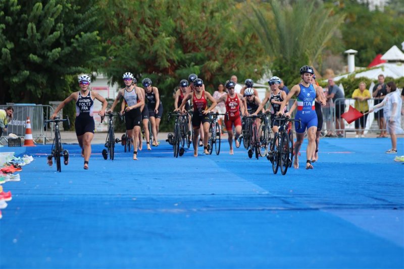 32. alanya triatlonu gerçekleştirildi - başkan yücel: triatlon demek alanya demek