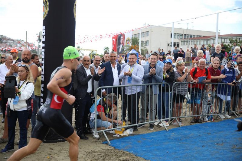 32. alanya triatlonu gerçekleştirildi - başkan yücel: triatlon demek alanya demek