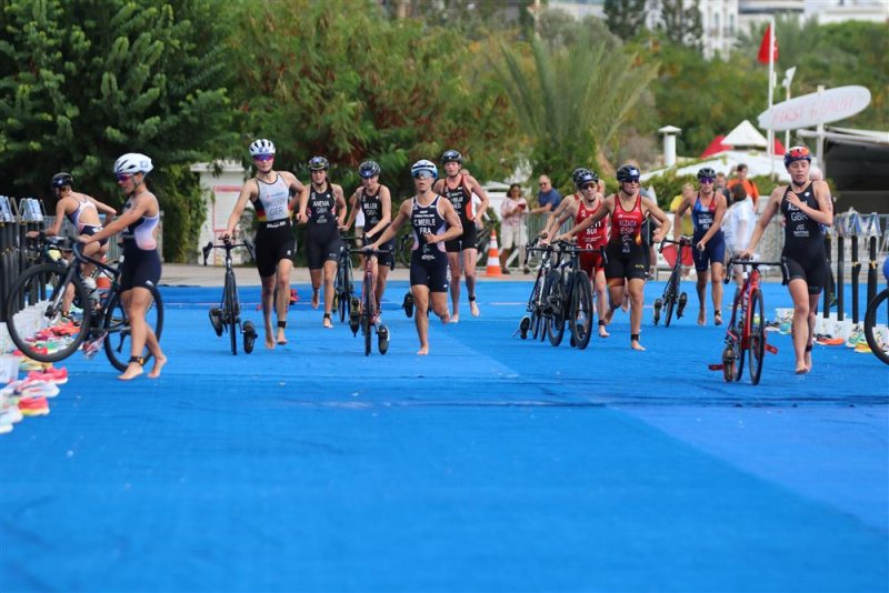 32. alanya triatlonu gerçekleştirildi - başkan yücel: triatlon demek alanya demek