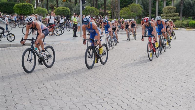32. alanya triatlonu gerçekleştirildi - başkan yücel: triatlon demek alanya demek