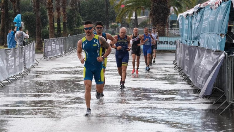 32. alanya triatlonu gerçekleştirildi - başkan yücel: triatlon demek alanya demek