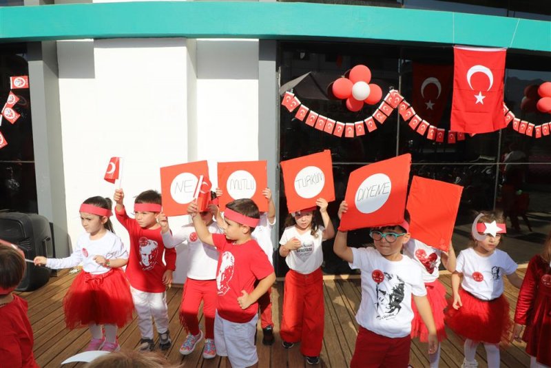 Alanya belediye kreşinde cumhuriyet’in 100. yıl coşkusu