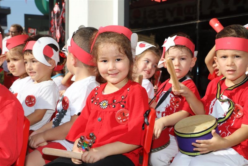Alanya belediye kreşinde cumhuriyet’in 100. yıl coşkusu