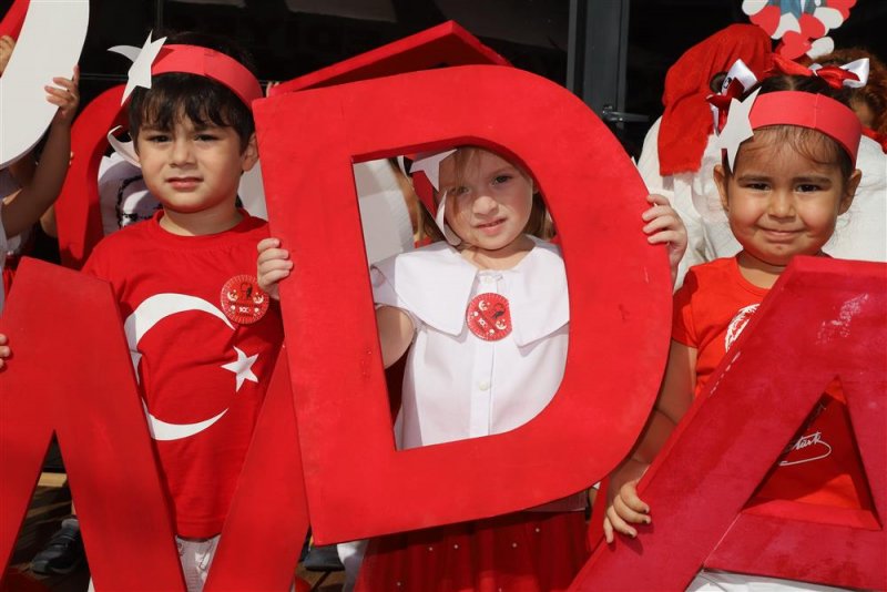 Alanya belediye kreşinde cumhuriyet’in 100. yıl coşkusu