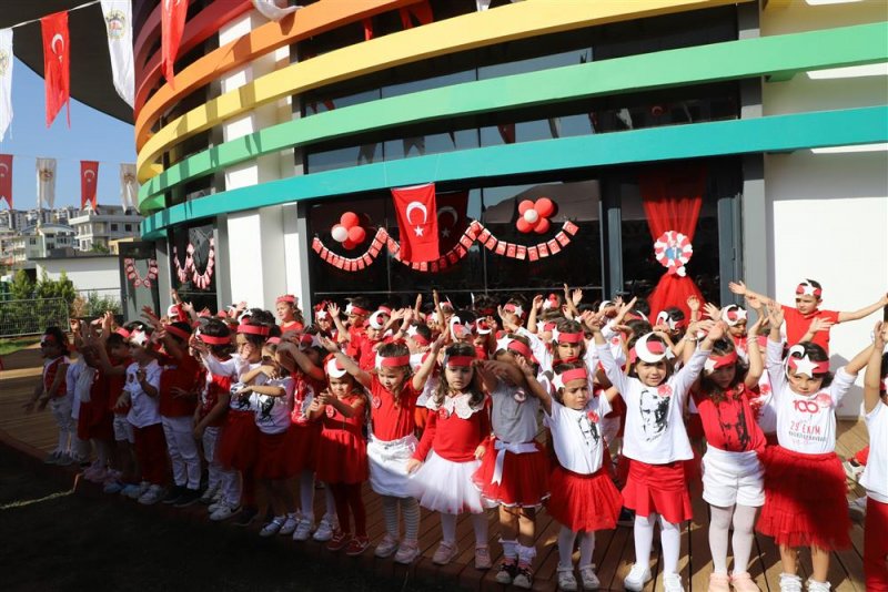 Alanya belediye kreşinde cumhuriyet’in 100. yıl coşkusu