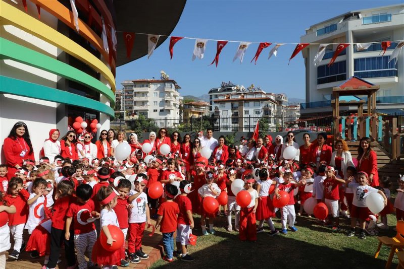 Alanya belediye kreşinde cumhuriyet’in 100. yıl coşkusu