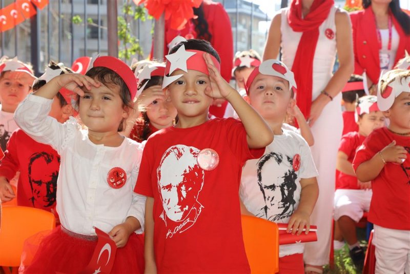Alanya belediye kreşinde cumhuriyet’in 100. yıl coşkusu