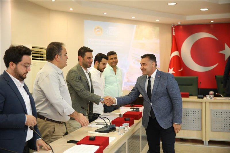 Alanya belediyesi’nin 2024 bütçesi onaylandı - başkan yücel’den müjde: alaiye su satışa çıkıyor