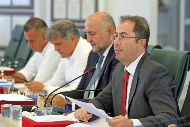 Alanya belediyesi’nin 2024 bütçesi onaylandı - başkan yücel’den müjde: alaiye su satışa çıkıyor