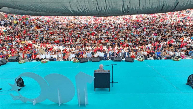 Alanya’da ilber ortaylı rüzgarı