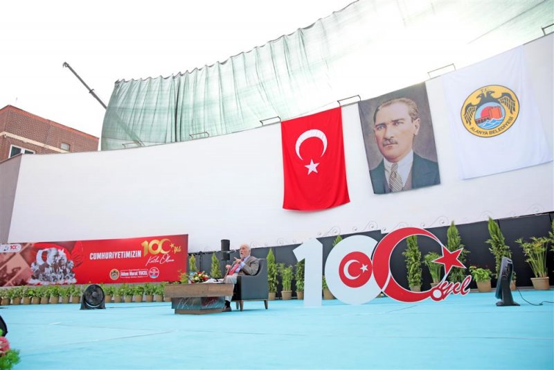 Alanya’da ilber ortaylı rüzgarı