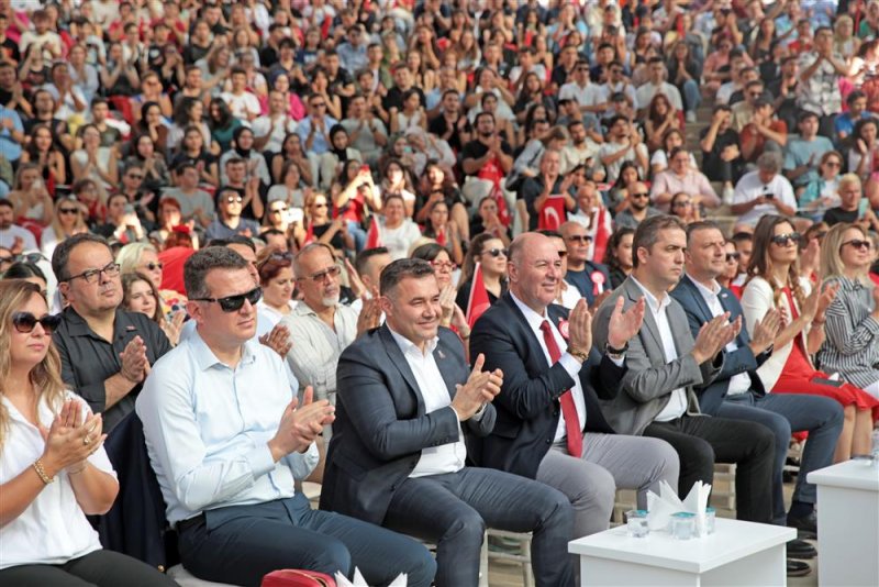 Alanya’da ilber ortaylı rüzgarı