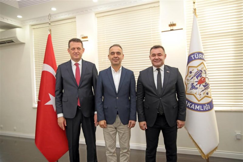 Cumhuriyet 100 yaşında 29 ekim kutlamaları coşkuyla sürüyor