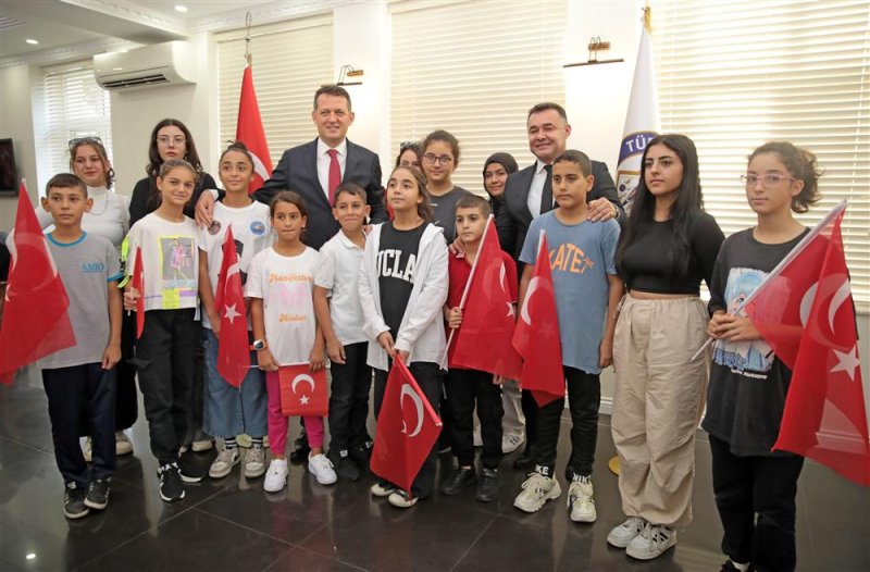 Cumhuriyet 100 yaşında 29 ekim kutlamaları coşkuyla sürüyor