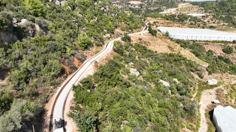 Kırsaldan merkeze 4 koldan asfalt çalışması devam ediyor