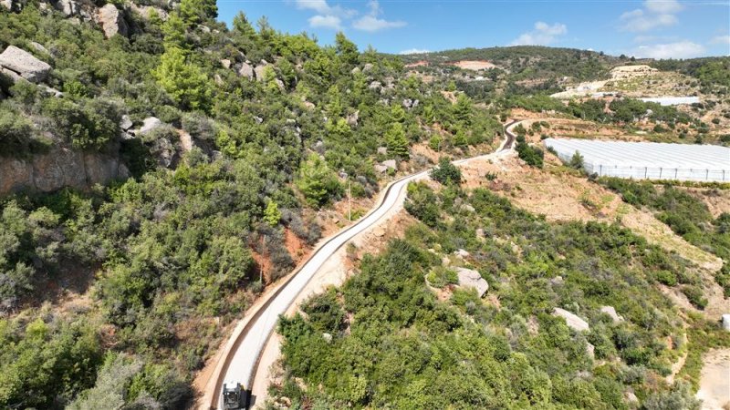 Kırsaldan merkeze 4 koldan asfalt çalışması devam ediyor