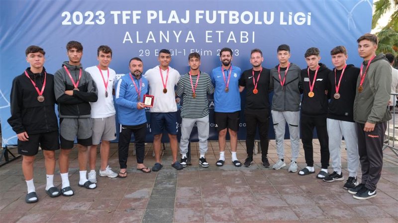 Kumda şampiyon cıty lıne alanya belediyespor