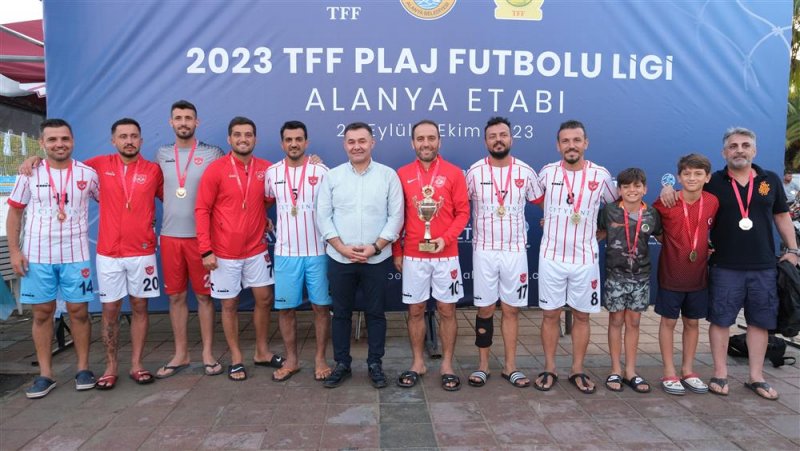 Kumda şampiyon cıty lıne alanya belediyespor