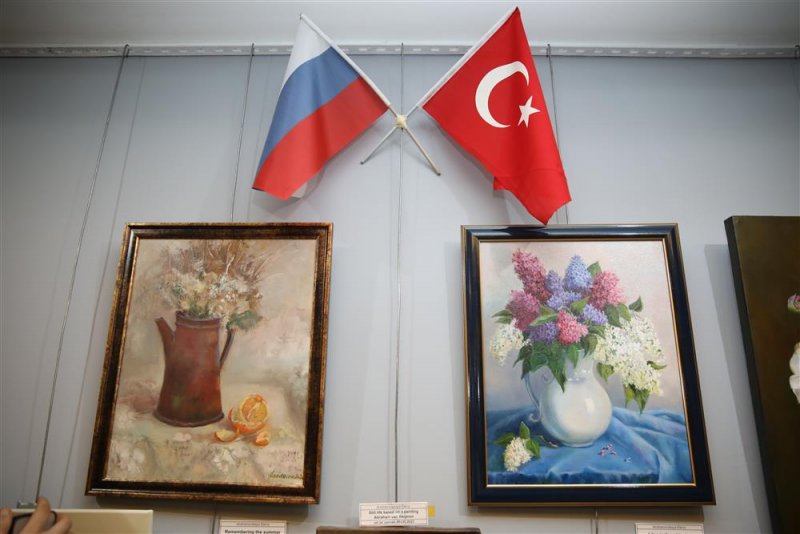 8. alanya uluslararası sanat sergisi açıldı