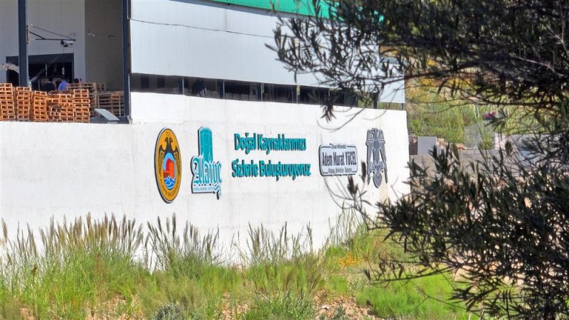 Alaiye doğal kaynak suyu üretim tesisi hizmete açılıyor başkan yücel’den açılış törenine davet
