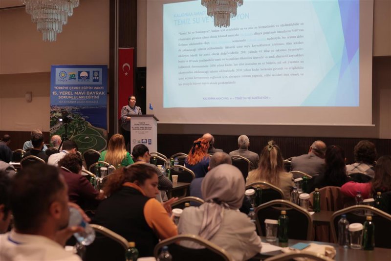 Alanya belediyesi uluslararası katılımlı 15. yerel mavi bayrak sorumluları eğitimine katıldı