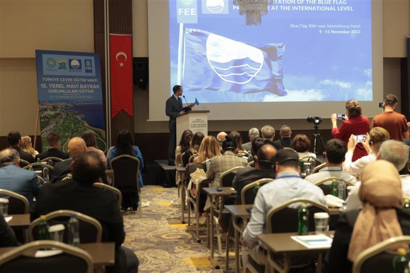 Alanya belediyesi uluslararası katılımlı 15. yerel mavi bayrak sorumluları eğitimine katıldı