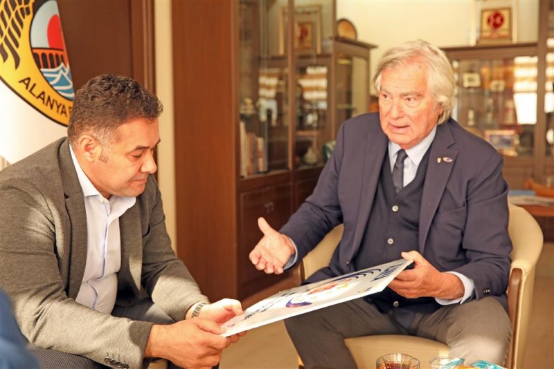 Alanya resmen “sporun başkenti” oldu - başkan yücel: ödülümüzü 7 aralık’ta brüksel’de alacağız