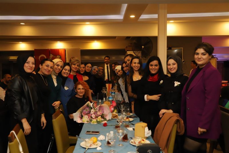 Başkan yücel 24 kasım’da alanya belediyesi’nin öğretmenleri ile bir araya geldi