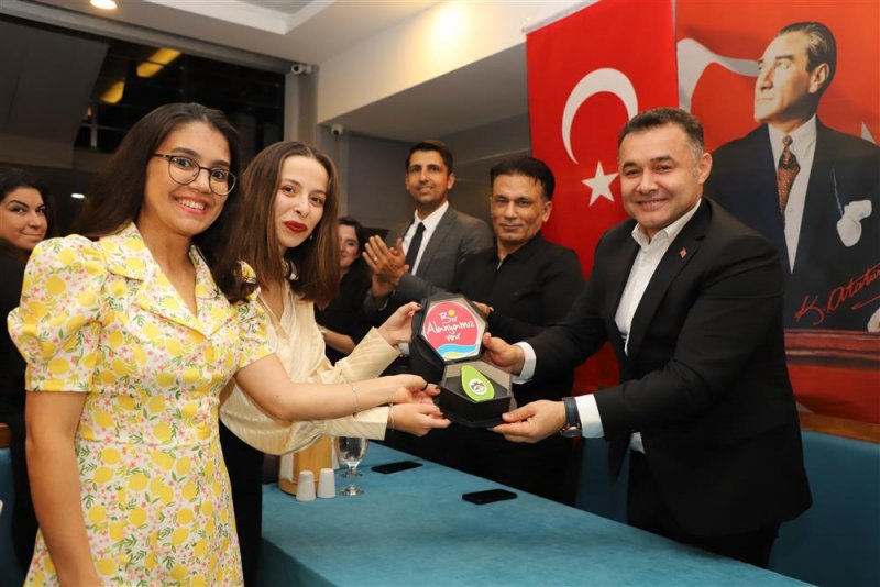 Başkan yücel 24 kasım’da alanya belediyesi’nin öğretmenleri ile bir araya geldi