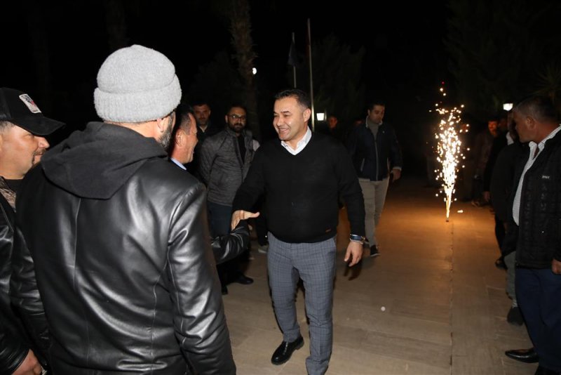 Başkan yücel’e konaklı halkından hizmet teşekkürü