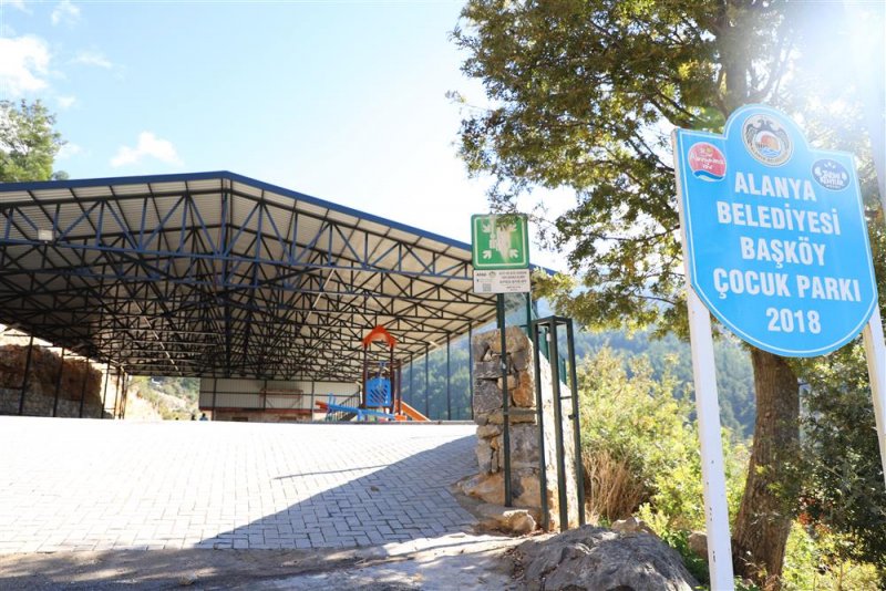 Başköy mahallesi’ne yeni çok amaçlı salon ve çocuk parkı