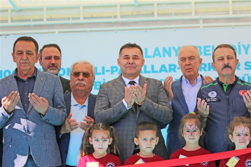 batı bölgesine dev hizmet 100. yıl konaklı-payallar-türkler sosyal yaşam alanları bisiklet ve yeşil yürüyüş yolu açılışı gerçekleştirildi