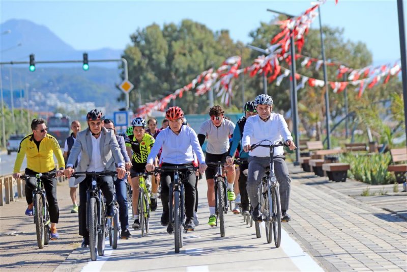 batı bölgesine dev hizmet 100. yıl konaklı-payallar-türkler sosyal yaşam alanları bisiklet ve yeşil yürüyüş yolu açılışı gerçekleştirildi