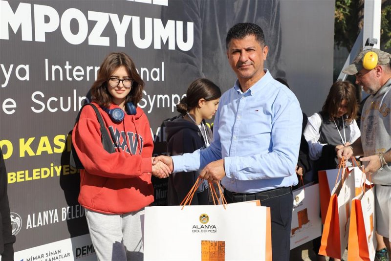 Bilsem öğrencilerinden heykel sempozyumu’na ziyaret