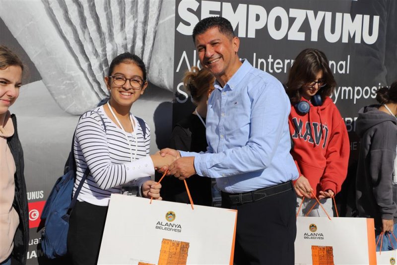 Bilsem öğrencilerinden heykel sempozyumu’na ziyaret