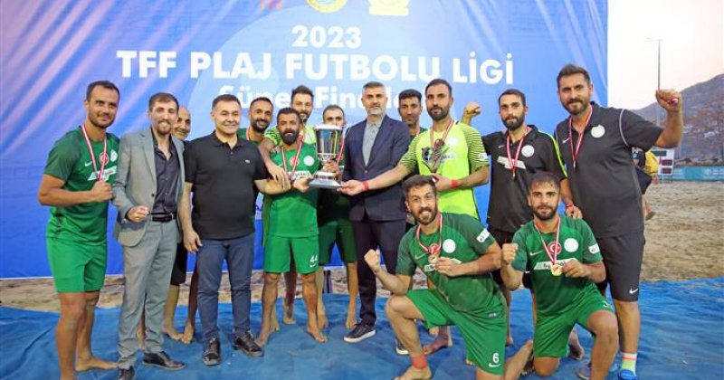 Kumda şampiyon ömeroğulları erciş spor